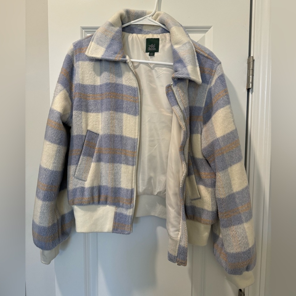 Wild Fable Puffer Bomber Jacket. NWT. Size medium.